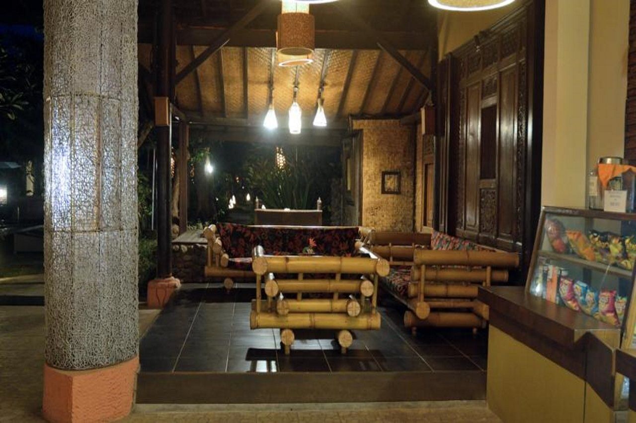 Peneeda View Hotel Sanur